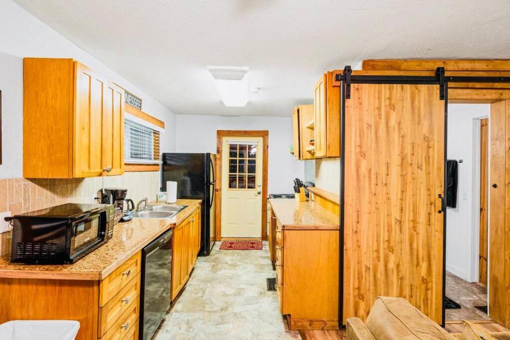 Cozy Cub Mountain Escape Villa Gatlinburg Exterior photo